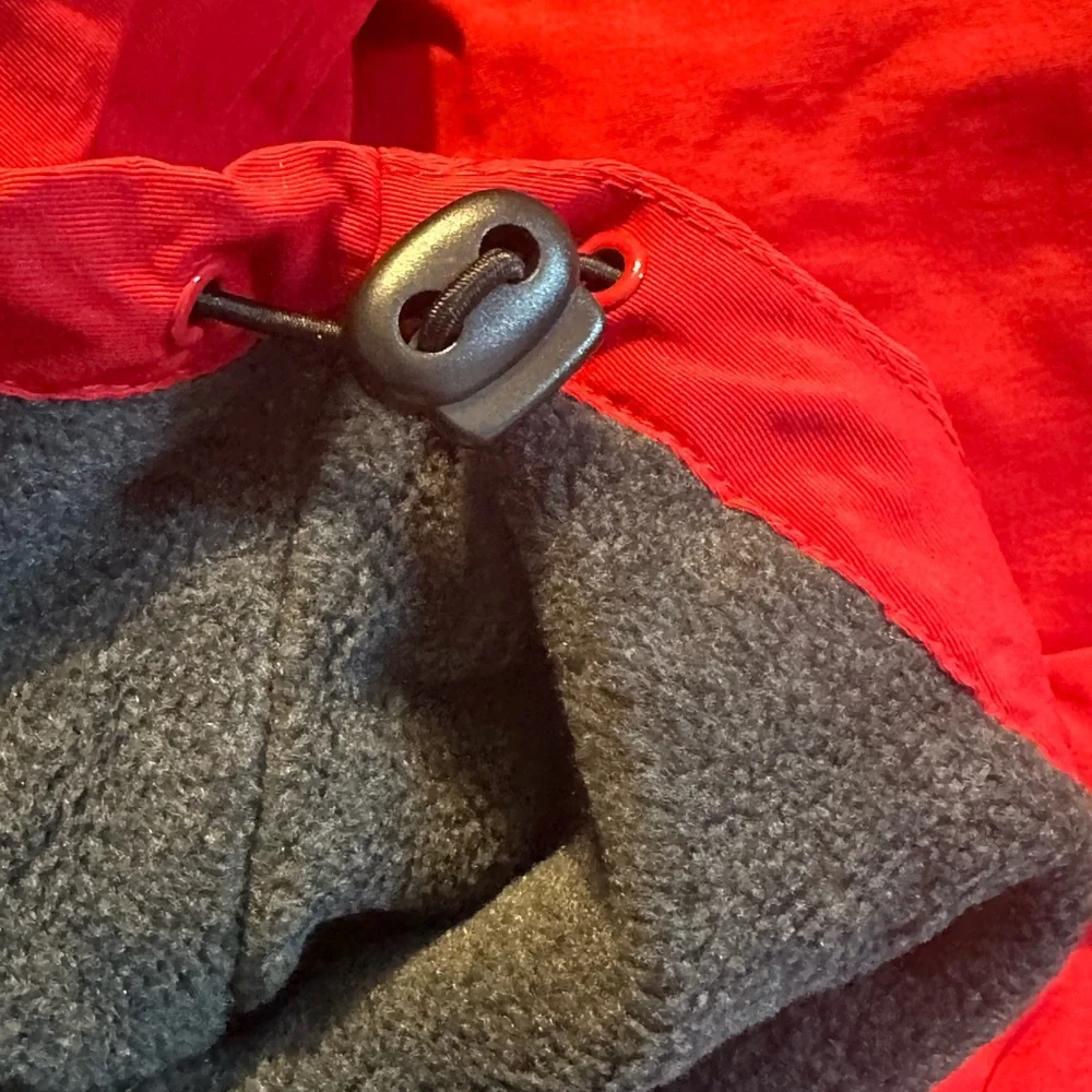 Zync Red‎ Fleece Lined size XL coat New in bag without tag/Water resistant